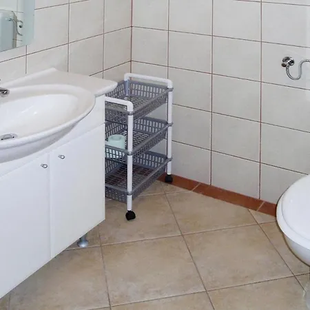 Fortuna In Pirovac, Close To The Seabeach Appartement *