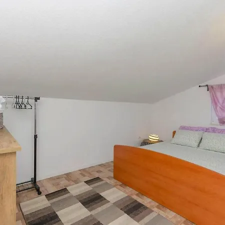Fortuna In Pirovac, Close To The Seabeach Appartement Pirovac