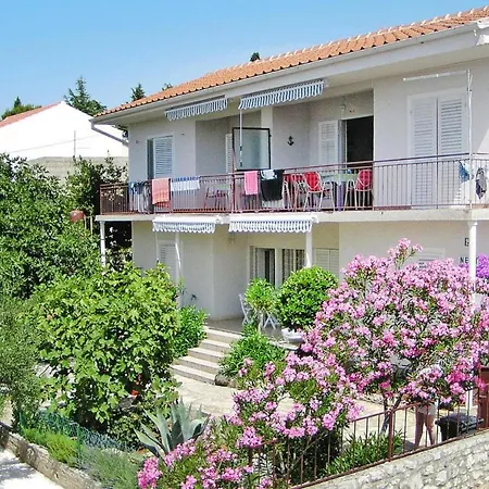 Fortuna In Pirovac, Close To The Seabeach * Pirovac