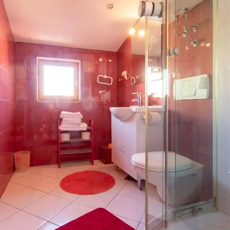 Apartment Fortuna In Pirovac, Close To The Seabeach Pirovac